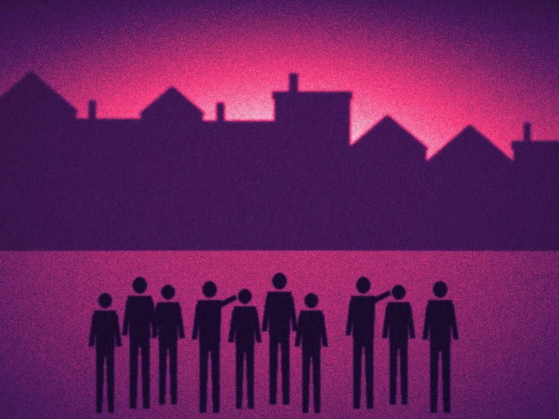 Groupe de voyageurs en silhouette devant les façades d'une vieille ville